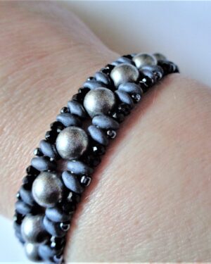 Lily Multirow Bracelet – Grey